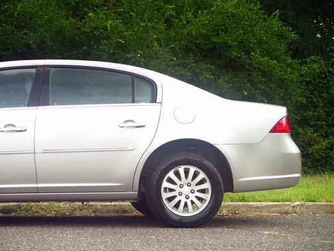 Used 2007 Buick Lucerne CX FWD image 20