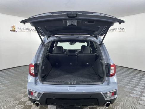 Used 2024 Honda Passport Black Edition image 39
