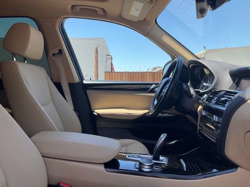 Used 2017 BMW X3 sDrive28i RWD image 29