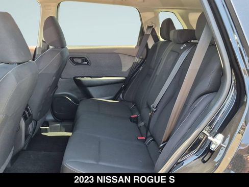 Used 2023 Nissan Rogue S FWD image 16