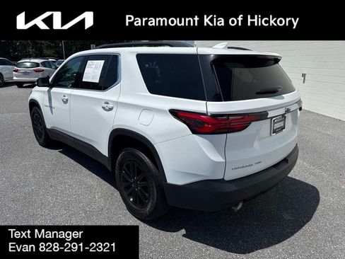 Used 2023 Chevrolet Traverse LT AWD/4WD image 5