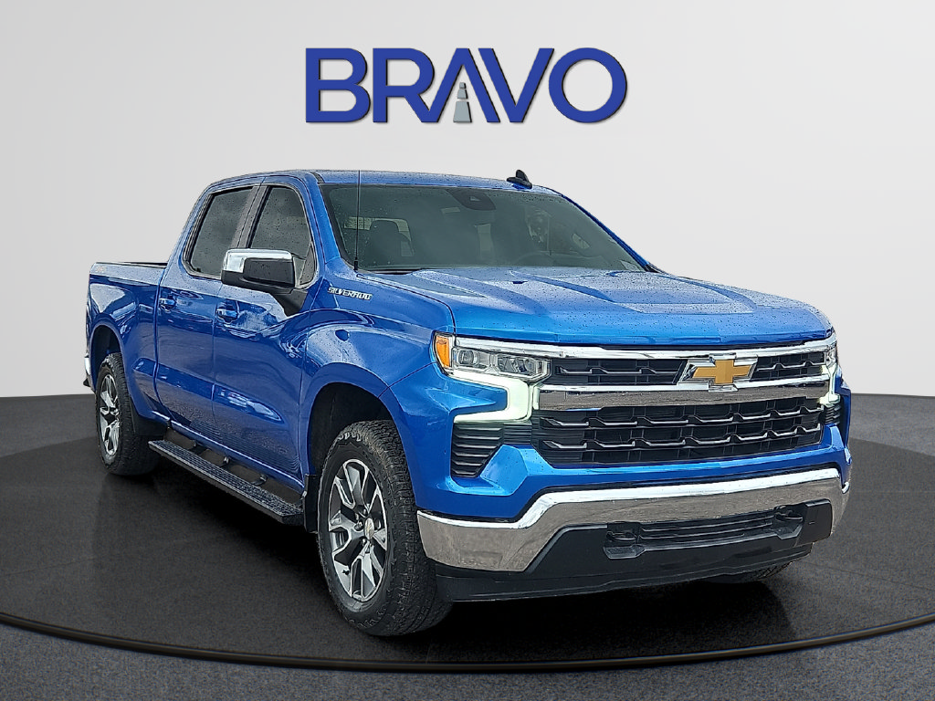Used 2024 Chevrolet Silverado 1500 LT w/ Leather Package AWD/4WD image 6