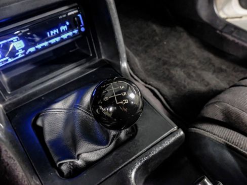 Used 1993 Ford Mustang GT image 15