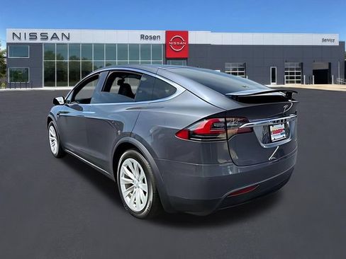 Used 2019 Tesla Model X Long Range AWD/4WD image 4