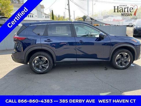 Certified 2025 Nissan Rogue SV AWD/4WD image 5