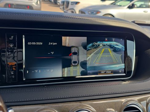 Used 2017 Mercedes-Benz S 550 Sedan image 23
