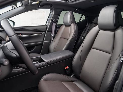 New 2025 MAZDA MAZDA3 2.5 S Hatchback w/ Premium Pkg image 13