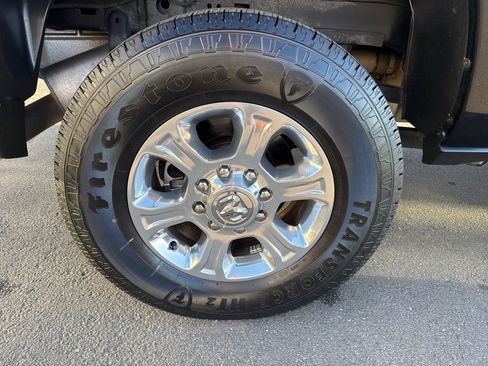 Certified 2024 RAM 2500 Big Horn w/ Sport Appearance Package image 9