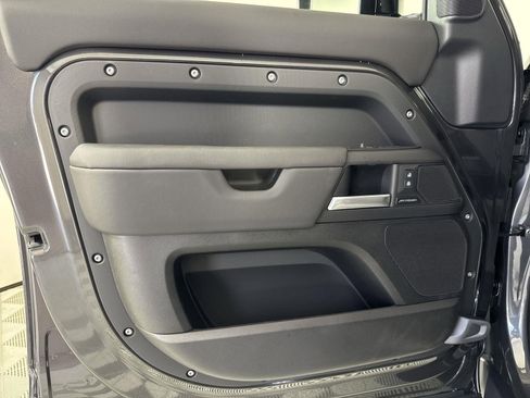 Certified 2025 Land Rover Defender 110 S image 21