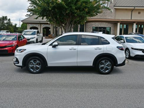 Used 2026 Honda HR-V LX image 2
