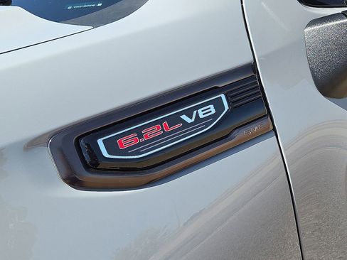 Used 2024 GMC Sierra 1500 AT4X w/ AT4X AEV Edition image 12