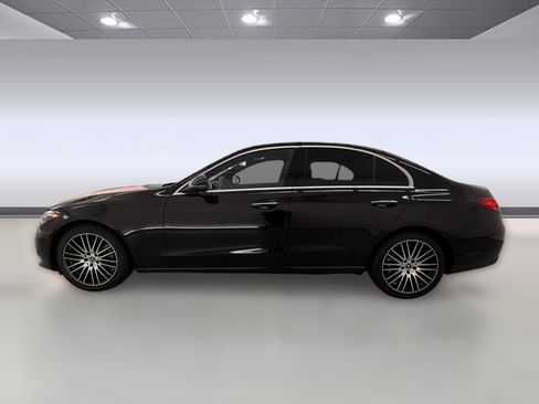 Used 2024 Mercedes-Benz C 300 Sedan image 2