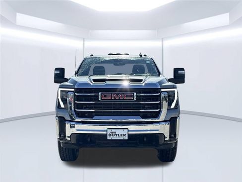 Used 2024 GMC Sierra 3500 SLE w/ SLE Convenience Package AWD/4WD image 12