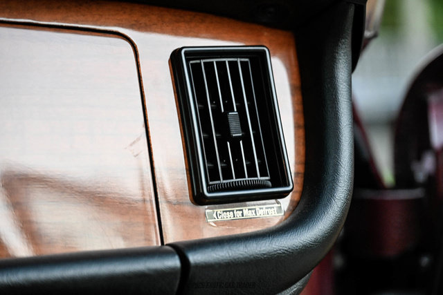 Used 1987 Jaguar XJ6 RWD image 42
