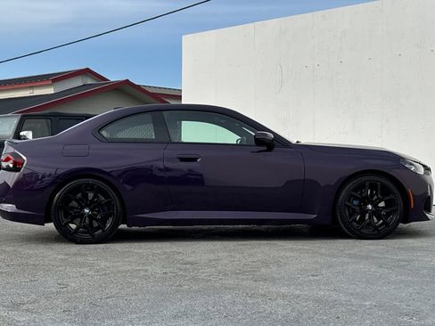 Used 2025 BMW 230i Coupe w/ M Sport Package image 2