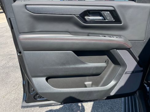 New 2025 GMC Yukon AT4 Ultimate image 11