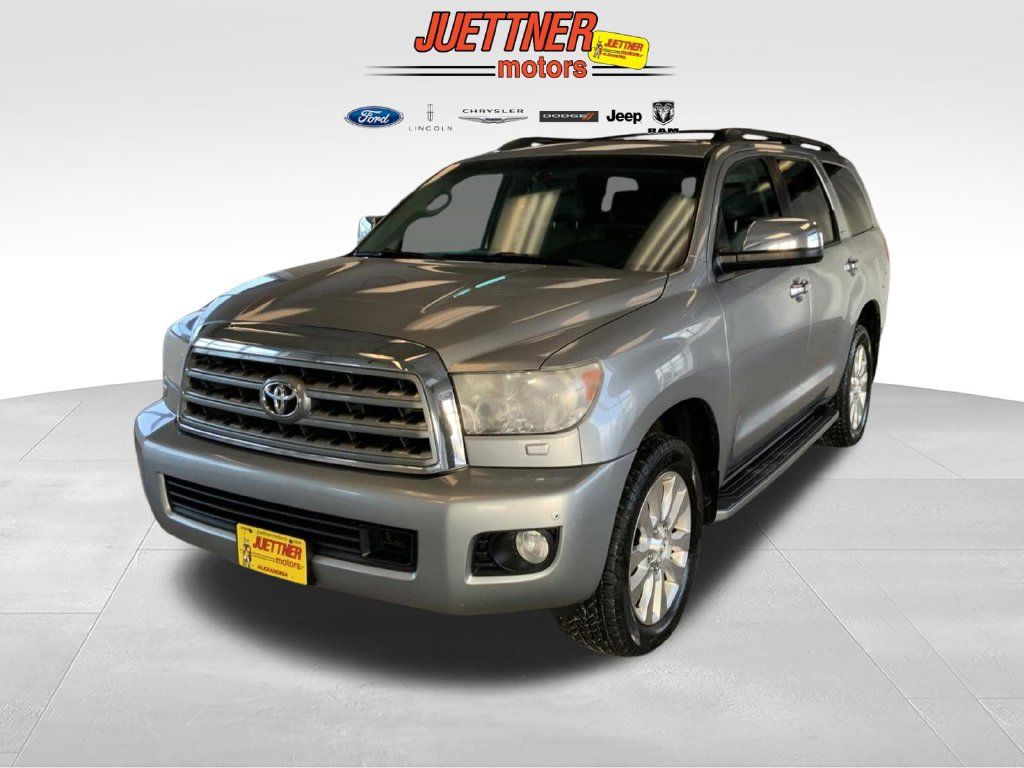 Used 2013 Toyota Sequoia Platinum AWD/4WD image 3