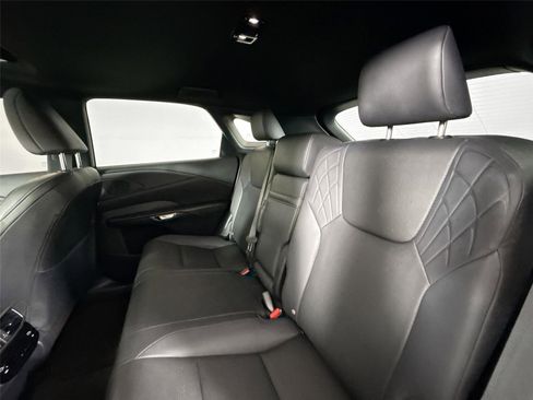 Used 2023 Lexus RX 350 Premium image 33