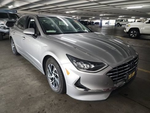 Used 2021 Hyundai Sonata Blue FWD image 1