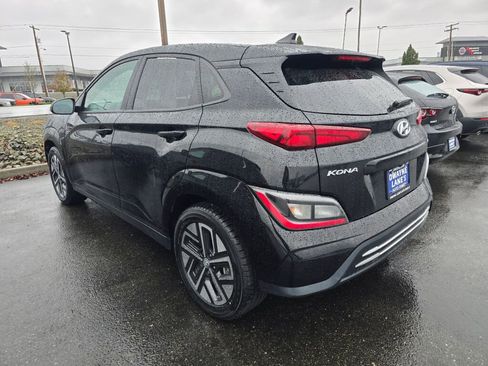 Used 2023 Hyundai Kona SEL w/ Cargo Package image 7