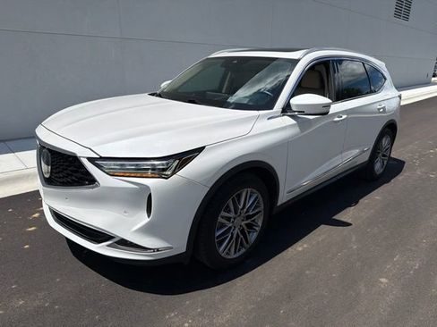 Used 2023 Acura MDX w/ Advance Package AWD/4WD image 9