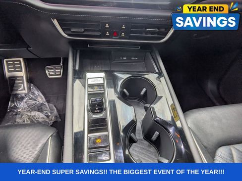 Used 2025 Volkswagen Atlas Cross Sport SEL Premium R-Line image 30