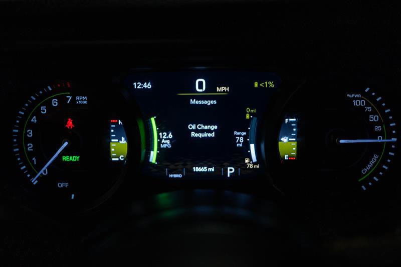 Used 2024 Jeep Wrangler Unlimited w/ Convenience Group AWD/4WD image 16