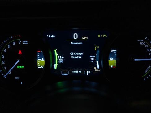 Used 2024 Jeep Wrangler Unlimited w/ Convenience Group AWD/4WD image 16