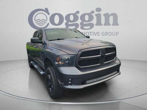 Used 2019 RAM 1500 Express w/ Express Value Package RWD image 5