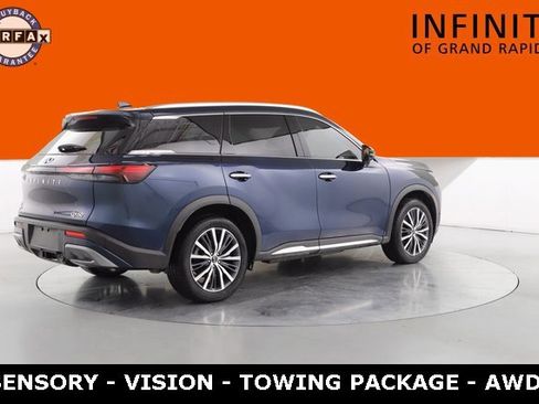 Used 2024 INFINITI QX60 Sensory image 3