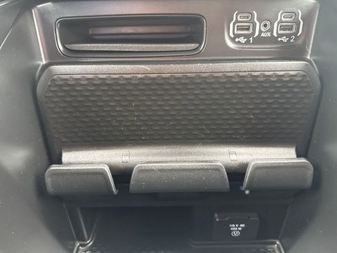 Used 2023 RAM 1500 Big Horn AWD/4WD image 36