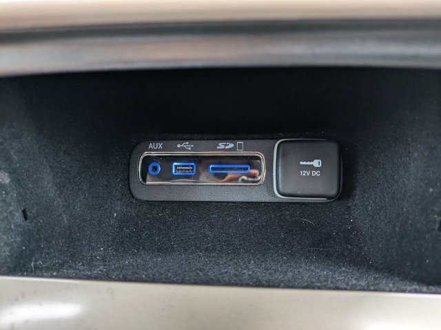 Used 2017 Jeep Grand Cherokee Limited AWD/4WD image 33