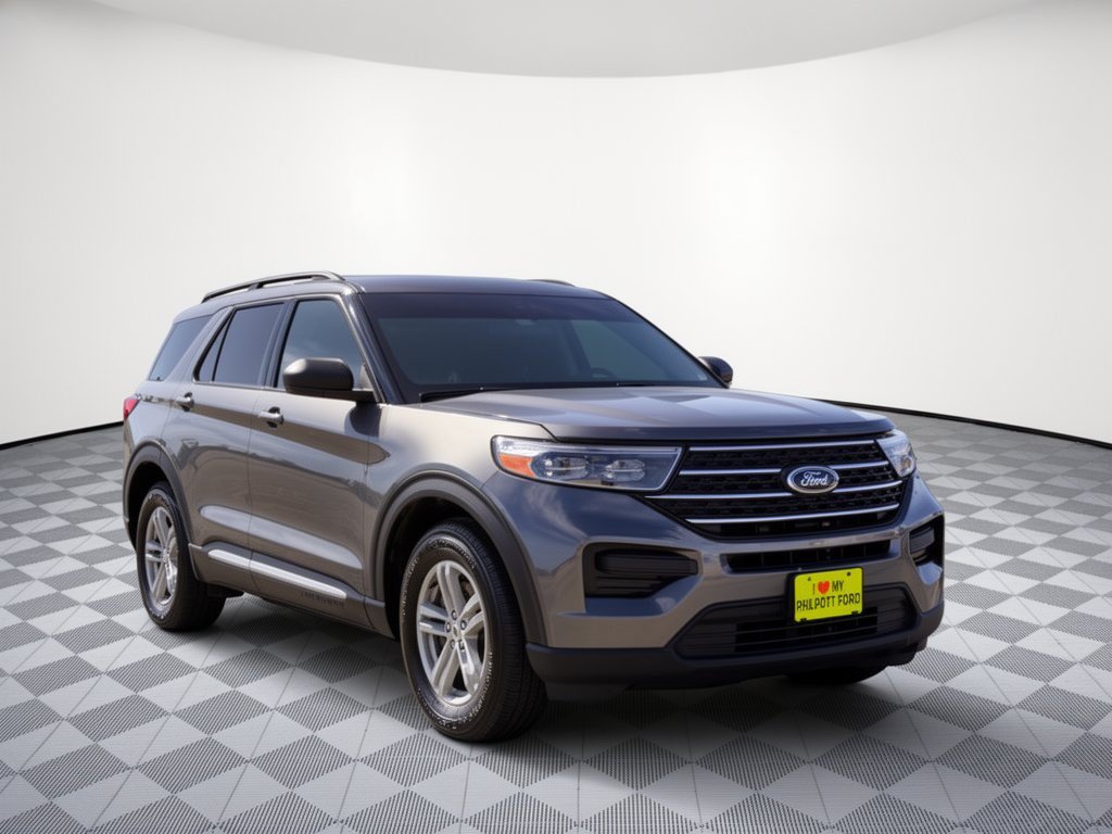 Used 2024 Ford Explorer XLT RWD image 7