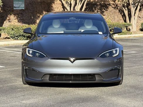 Used 2023 Tesla Model S Plaid image 2