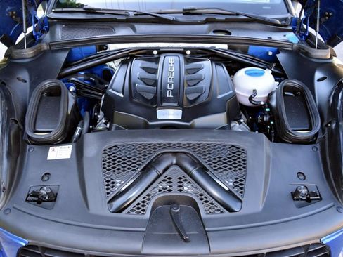 Used 2017 Porsche Macan S w/ Premium Package Plus image 37