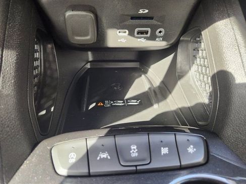 Used 2022 Chevrolet TrailBlazer ACTIV w/ Technology Package image 22