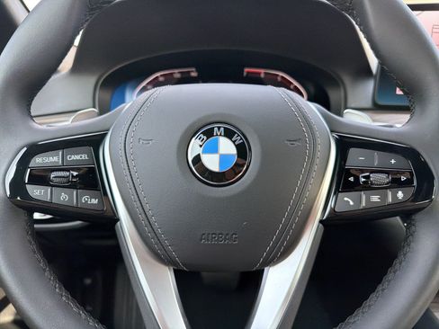 Certified 2023 BMW 530i w/ Convenience Package RWD image 11