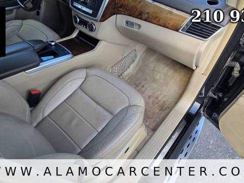 Used 2014 Mercedes-Benz GL 450 4MATIC w/ Lighting Package image 17