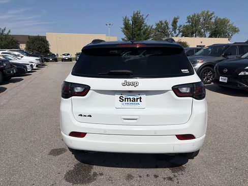 Used 2023 Jeep Compass High Altitude AWD/4WD image 6