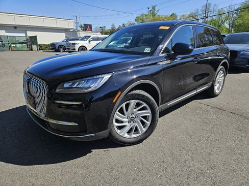 Used 2023 Lincoln Corsair AWD image 1