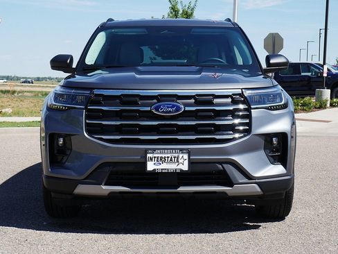 New 2026 Ford Explorer Active w/ Active Comfort Package AWD/4WD image 8