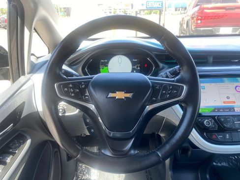Used 2020 Chevrolet Bolt LT FWD image 14