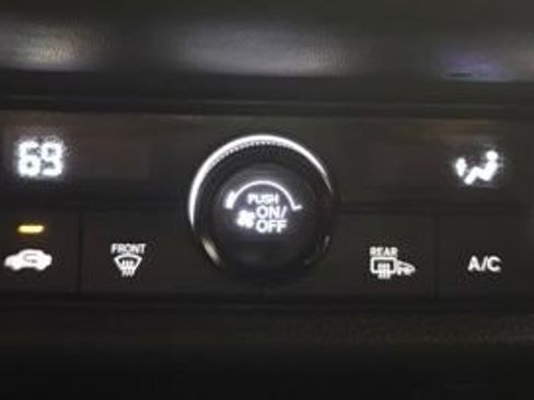 Used 2025 Honda HR-V Sport image 24