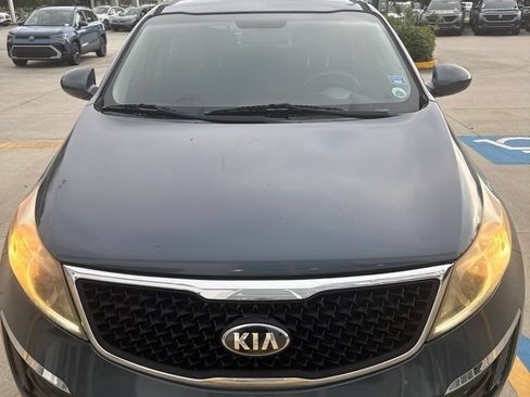 Used 2016 Kia Sportage LX w/ LX Popular Package FWD image 2