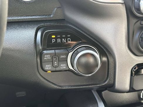 Used 2022 RAM 1500 Big Horn AWD/4WD image 17