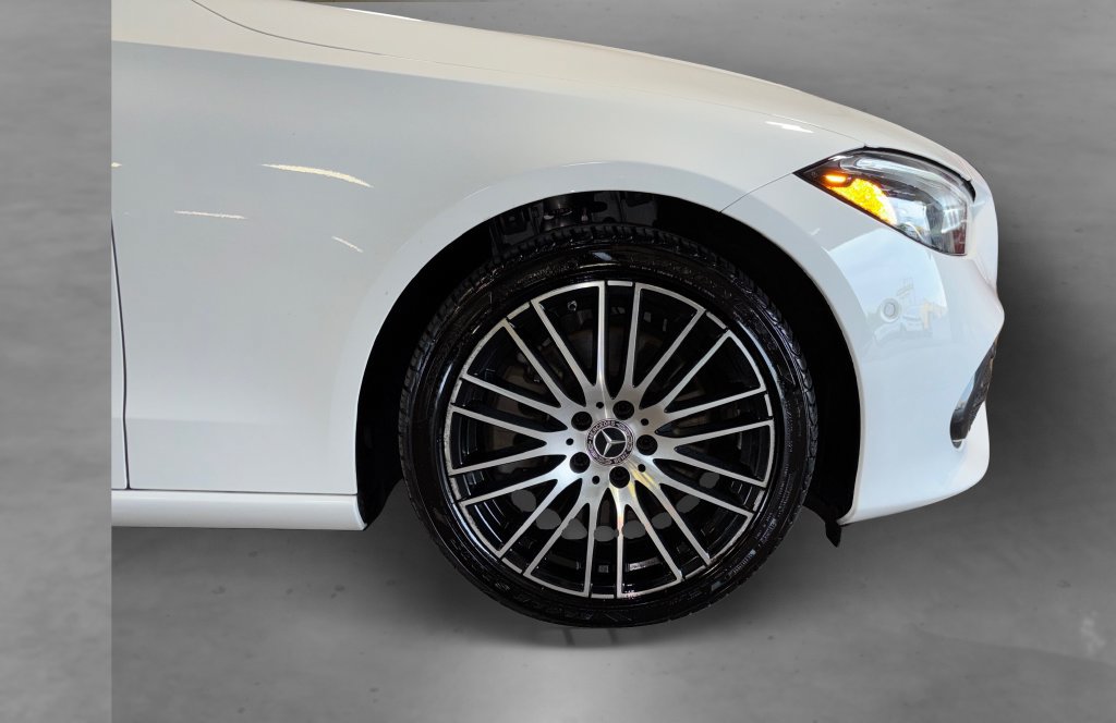 Used 2023 Mercedes-Benz C 300 Sedan image 22
