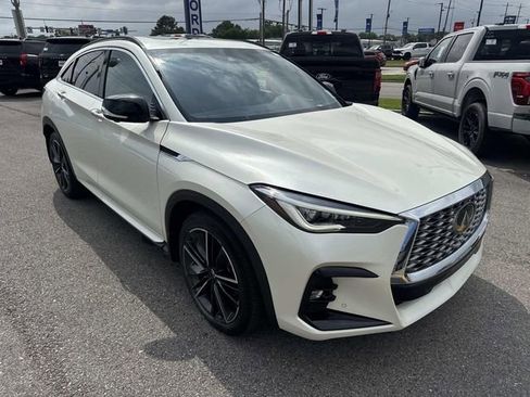 Used 2023 INFINITI QX55 Sensory w/ Lighting Package AWD/4WD image 3