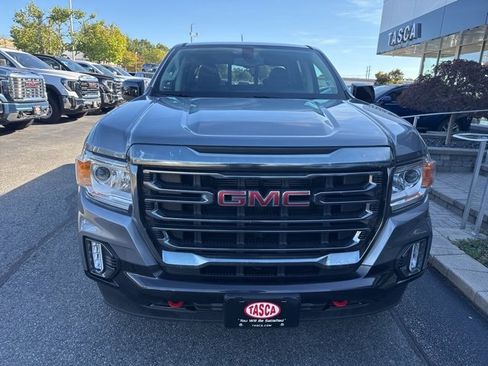 Used 2022 GMC Canyon AT4 image 2