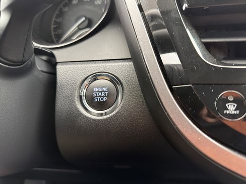 Used 2024 Toyota Camry SE w/ Convenience Package image 18