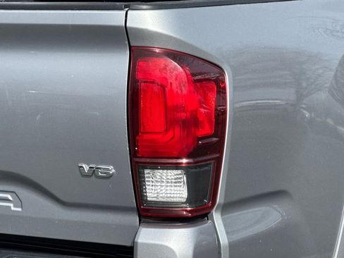 Used 2021 Toyota Tacoma SR5 w/ Technology Package AWD/4WD image 23